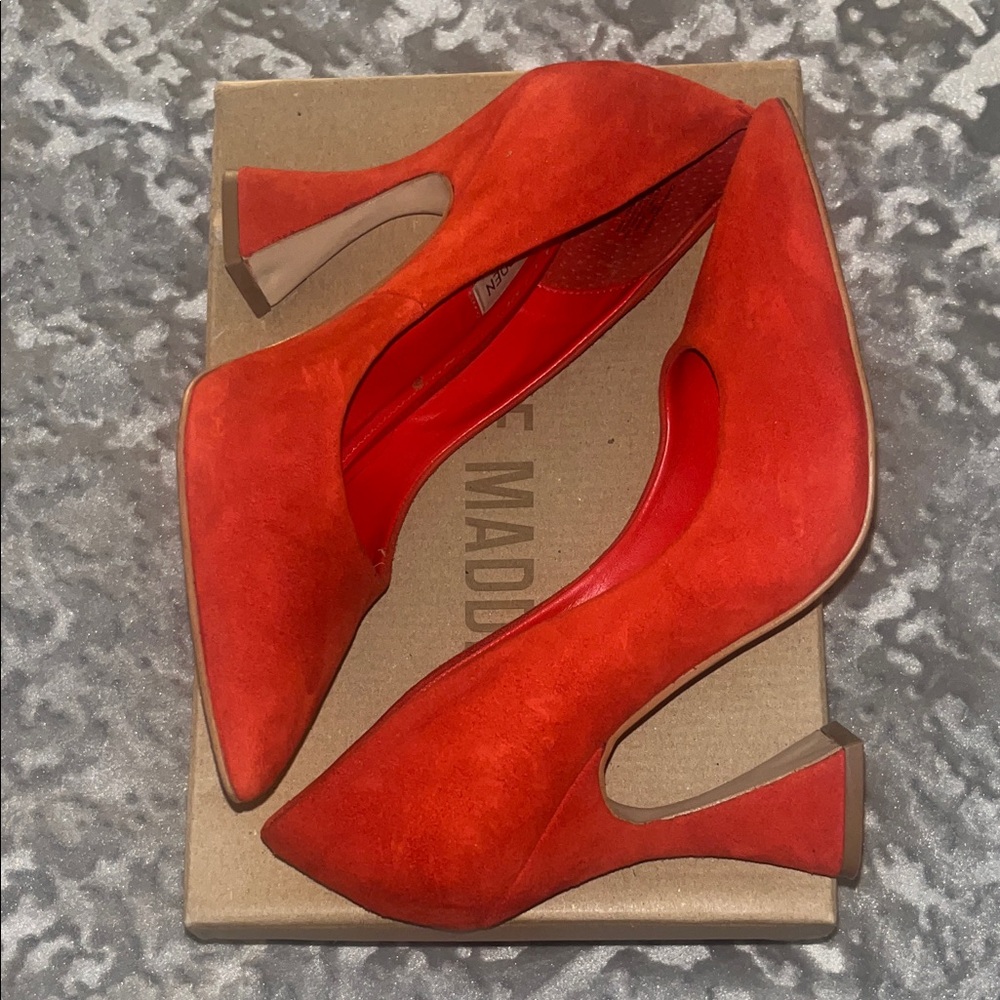 Steve Madden Crimson Suede Red Zana Heels